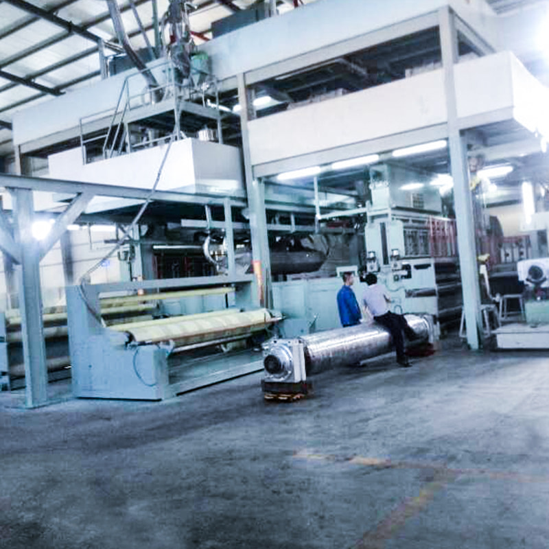 Машина для производства нетканых материалов SMS Машина для производства нетканых материалов SMS