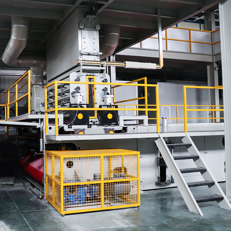 Двухлучевая линия по производству нетканых материалов Двухлучевая линия по производству нетканых материалов